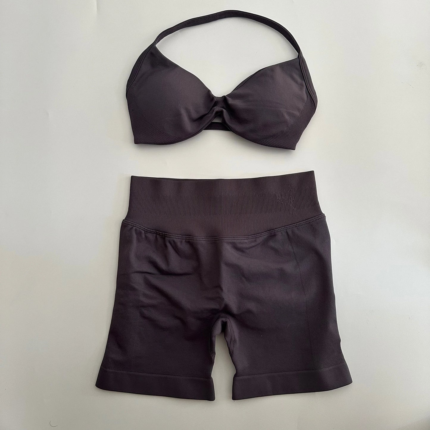 Yoga Gym Set Women Seamless Strappy Yoga Bra Top High Waist Workout Scrunch Shorts Sports Set Fitness Clothes Sportswear