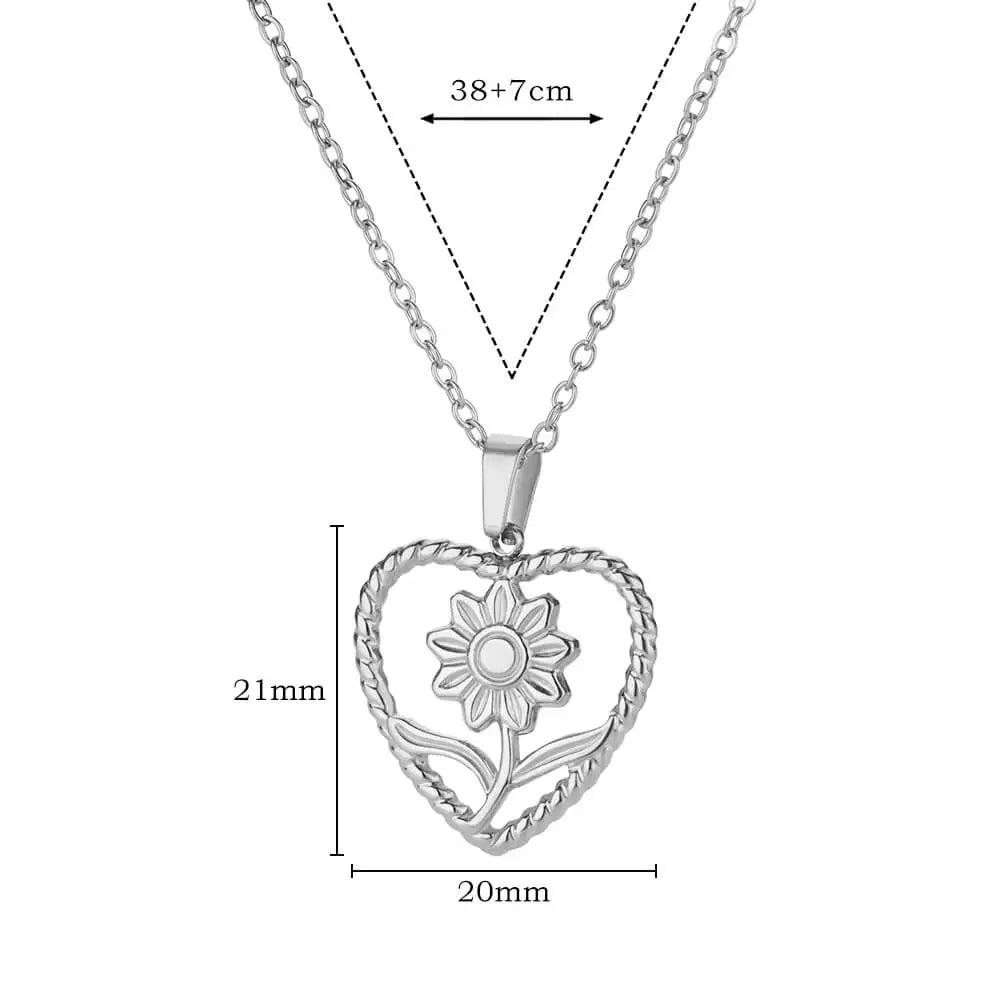 Stainless Steel Love Heart Pendant Necklace For Women Fashion Gold Color Flower Necklace Couple Aesthetic Jewelry Accessories
