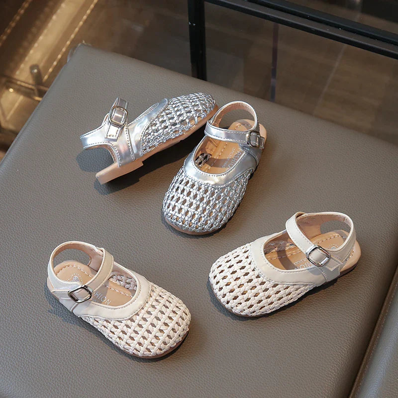 Little Girl Sandal Summer Beach Versatile Kids Princess Half Sandals Fashion Woven Style Children Causal Hollow-out Flat Shoes