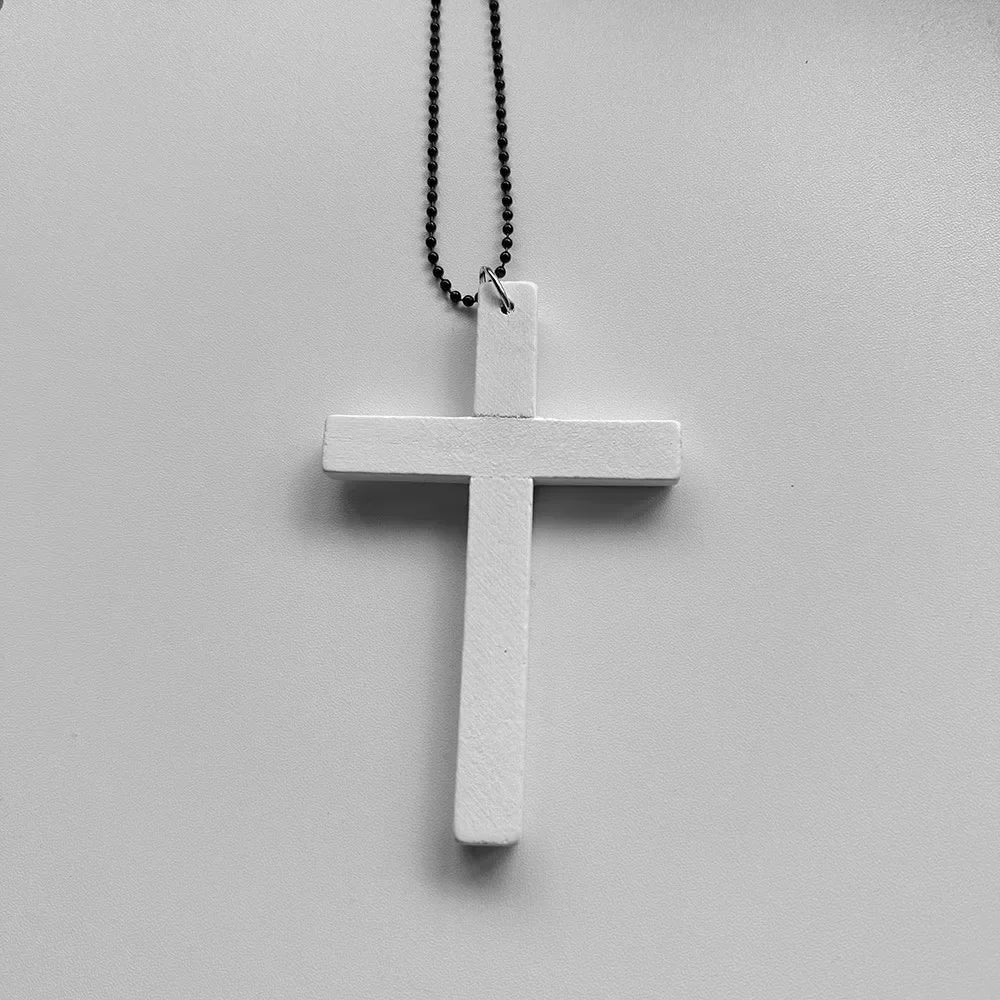 New Gothic Cool Y2K Wood Cross Pendants Necklaces Unisex Black White Red Hip Hop Charm Chain Choker Necklace Fashion Jewelry