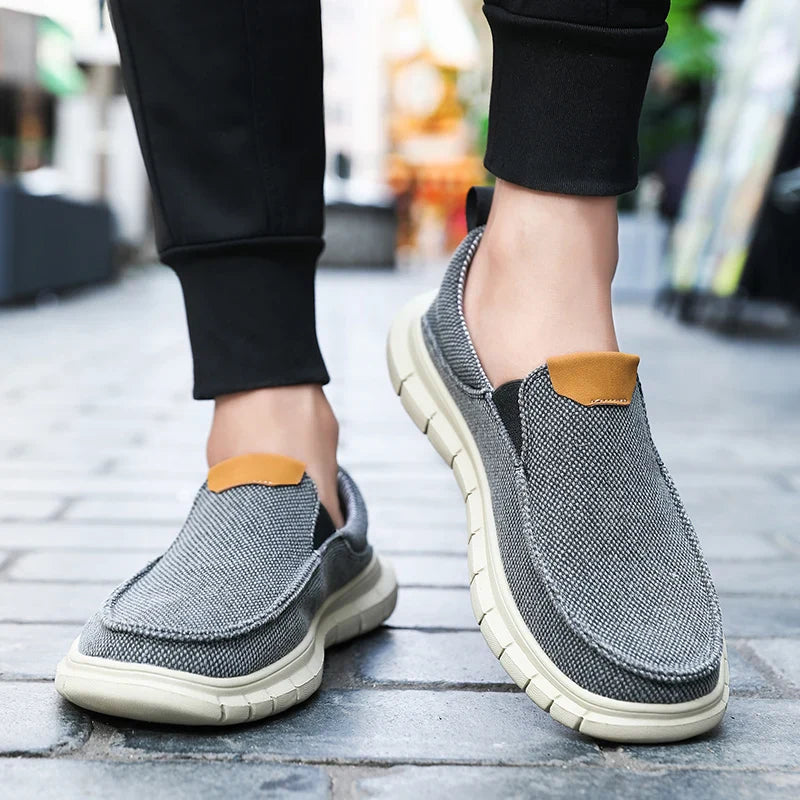 Sapatilhas casuais masculinas de lona estilo britânico, para uso externo, mocassins, moda slip-on, sapatilhas macias e simples, confortáveis, feitas à mão, sapatos de barco para dirigir, sapatos de grife