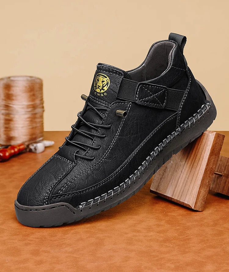 CLOHOO Botas Casuais Esportivas Masculinas Cano Alto Feitas à Mão Respiráveis para Uso ao Ar Livre com Opções de Tamanho Estendido Botas Clássicas de Tornozelo