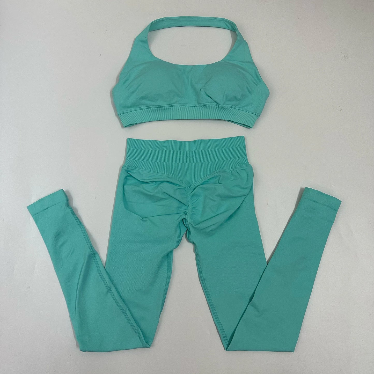 Yoga Leggings Set Women Seamless Yoga Set High Waist Scrunch Butt Legging With Halter Sports Bra Workout Gym Suit