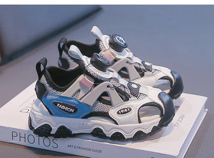 Kids Shoes Rotating Button Closed-Toe Boys Sandals Breathable Mesh Sport Shoes for Boys, Non-Slip Children Summer Sneakers
