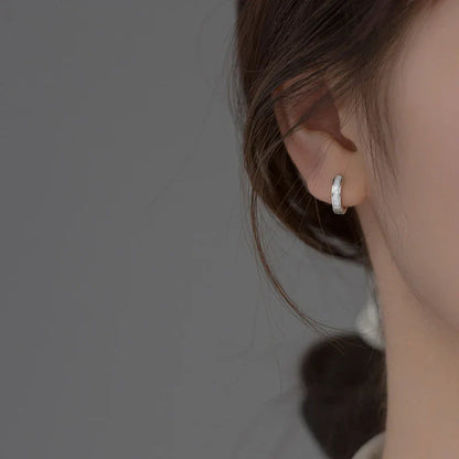 925 Sterling Silver Fashion Simple White Enamel Huggies Ear Hoop Earrings for Women Classic Gothic Punk Men Loop Jewelry