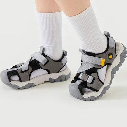 Water Shoes Boys and Girls Mesh Non-Slip Anti-Fall Lightweight Cushioned Sports Sandals Summer for Outdoor Play