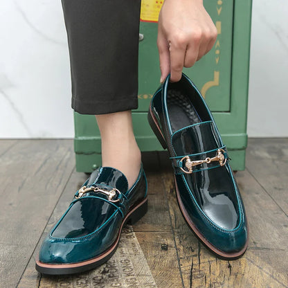 Business Casual Men Dress Shoes Luxury Glitter Designer Formal Shoes For Man Patent Leather Shoes Pointed Toe Men's Social Shoes