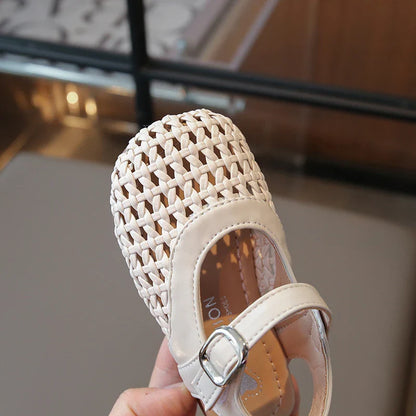 Little Girl Sandal Summer Beach Versatile Kids Princess Half Sandals Fashion Woven Style Children Causal Hollow-out Flat Shoes