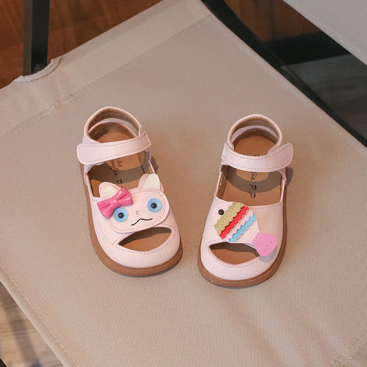 Toddler Girls Leather Sandals with Cute Cartoon 2026 New Summer Kids Beach Shoes Soft Sole Chic Trendy Versatile Outdoor Play