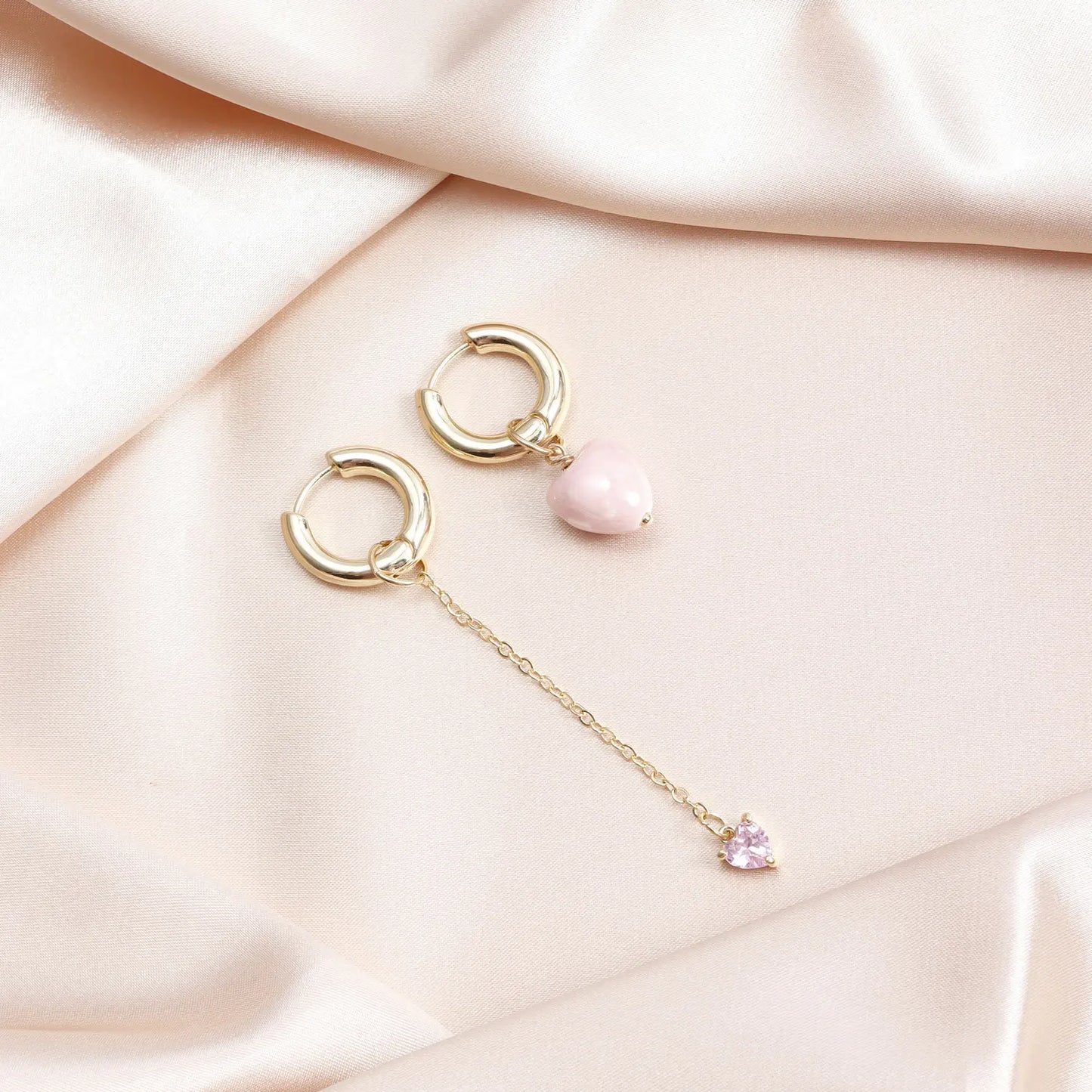 Heart-shaped Tassel Pendant Earrings Design Ear Buckles for Women Asymmetric Jewelry