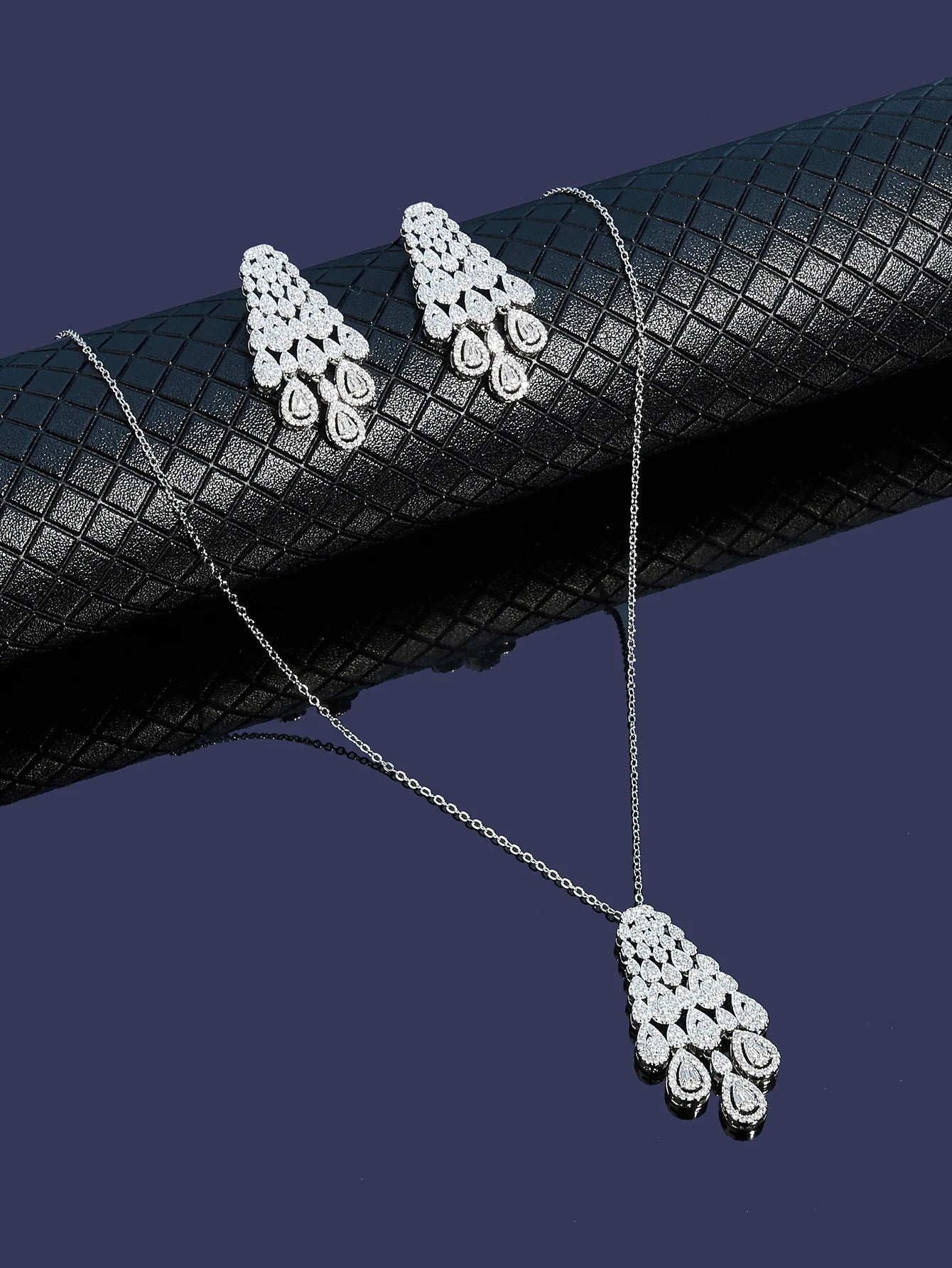 New Elegant Charms Gift Water Droplets Shape Cubic Zircon Necklace Earrings 2pcs Set For Women Wedding Anniversary Jewelry