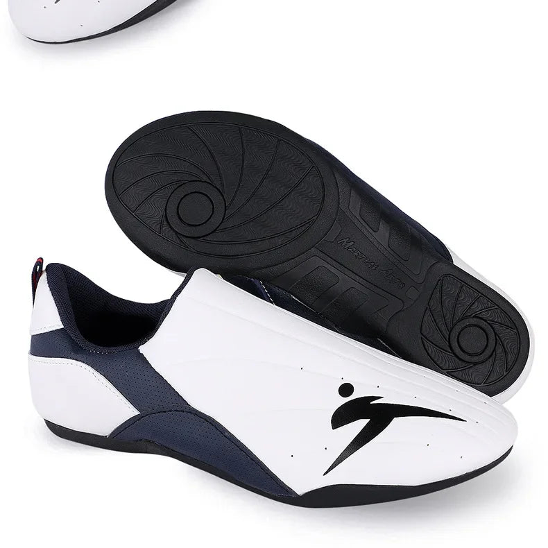 Sapatos Masculinos para Boxe Kung Fu Artes Marciais Respiráveis Solado Macio Grosso Tênis de Caratê para Treinadores de Taekwondo Resistentes ao Desgaste para Crianças e Adultos