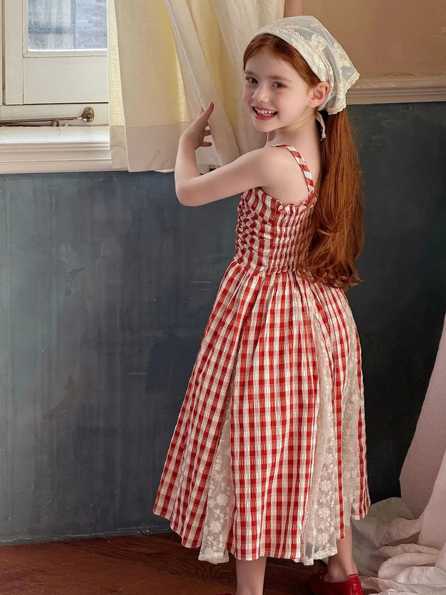 2025 Summer New Children Fairy Long Dress for Girls French Red Checkered Lace Splicing Lace Strap Dress