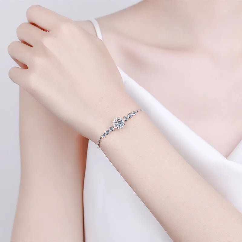 Round Shape 0.5/1CT D Color Moissanite Diamond Link Bracelet for Woman 925 Silver Plated 18k Adjustable Chain Bracelets