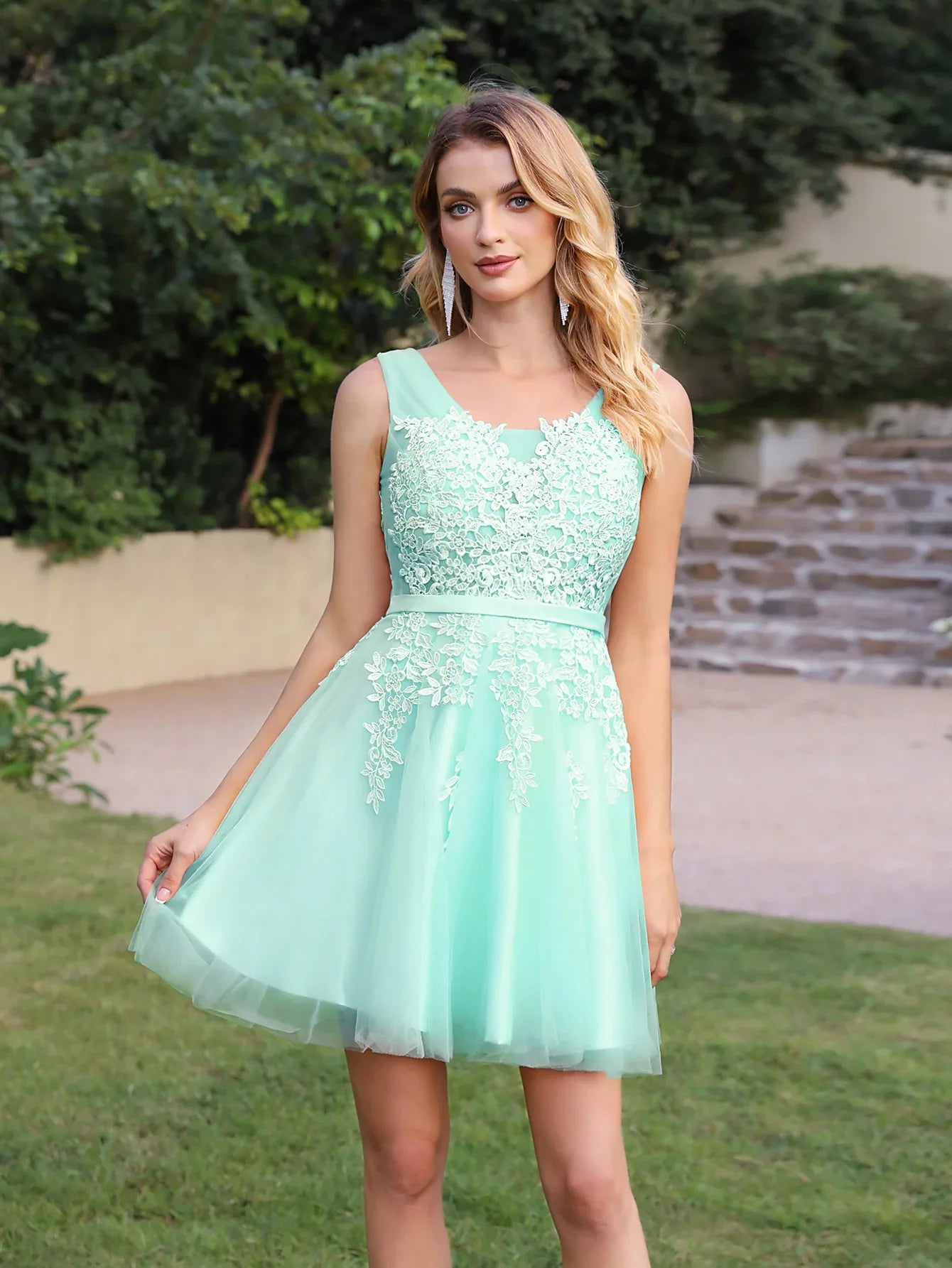 Mint Green Embroidery Lace-up Prom Dress V Neck Bridesmaid Dress Appliques Wedding Dress  Cocktail Dress vestidos para mujer
