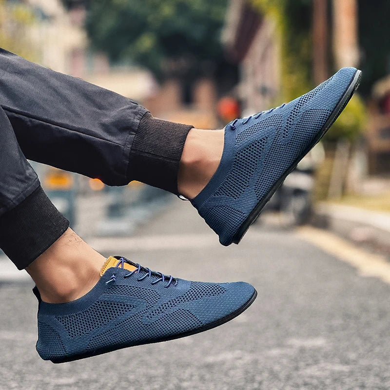 Sapatos Masculinos de Verão em Malha, Sapatilhas Planas para Uso Exterior, Sapatos de Caminhada de Alta Qualidade, Confortáveis, com Cadarço, Respiráveis, Antiderrapantes, Casuais