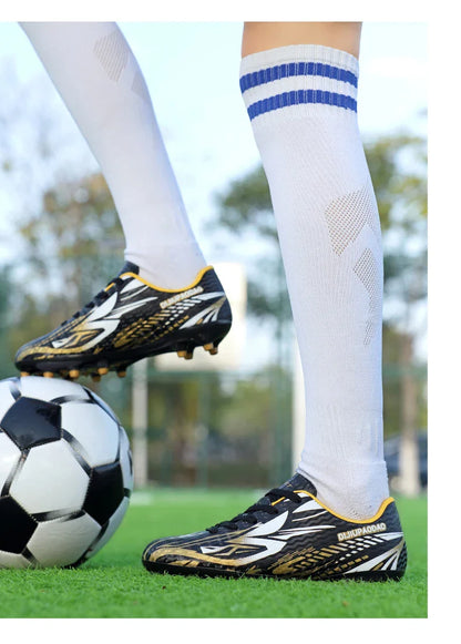 Outdoor Children's Football Shoes Low-cut Kids Soccer Shoes Sports Shoes Comfy Non-Slip Training Shoes For Boys Futsal Sneakers