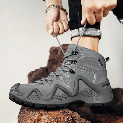 Men's winter high top shoes mid top waterproof and anti slip hiking shoes ultra light work boots tactical boots desert boots