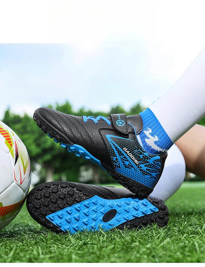 New Children Soccer Boots Sports Society Field Boy Football Shoes Futsal Fast Indoor Sneaker Original Ankle Cleats Football Boot
