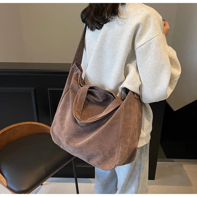 Large Capacity Velvet 2024 Hot Selling Tote Bag Zipper Solid Color Popular Fashion Handbag Soft Simple Commuting Shoulder Bag