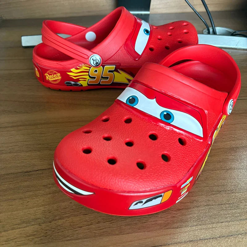 Chinelo Infantil Impermeável Relâmpago McQueen – Vermelho Pixar Carros, Meninos, Tamanhos 24–34
