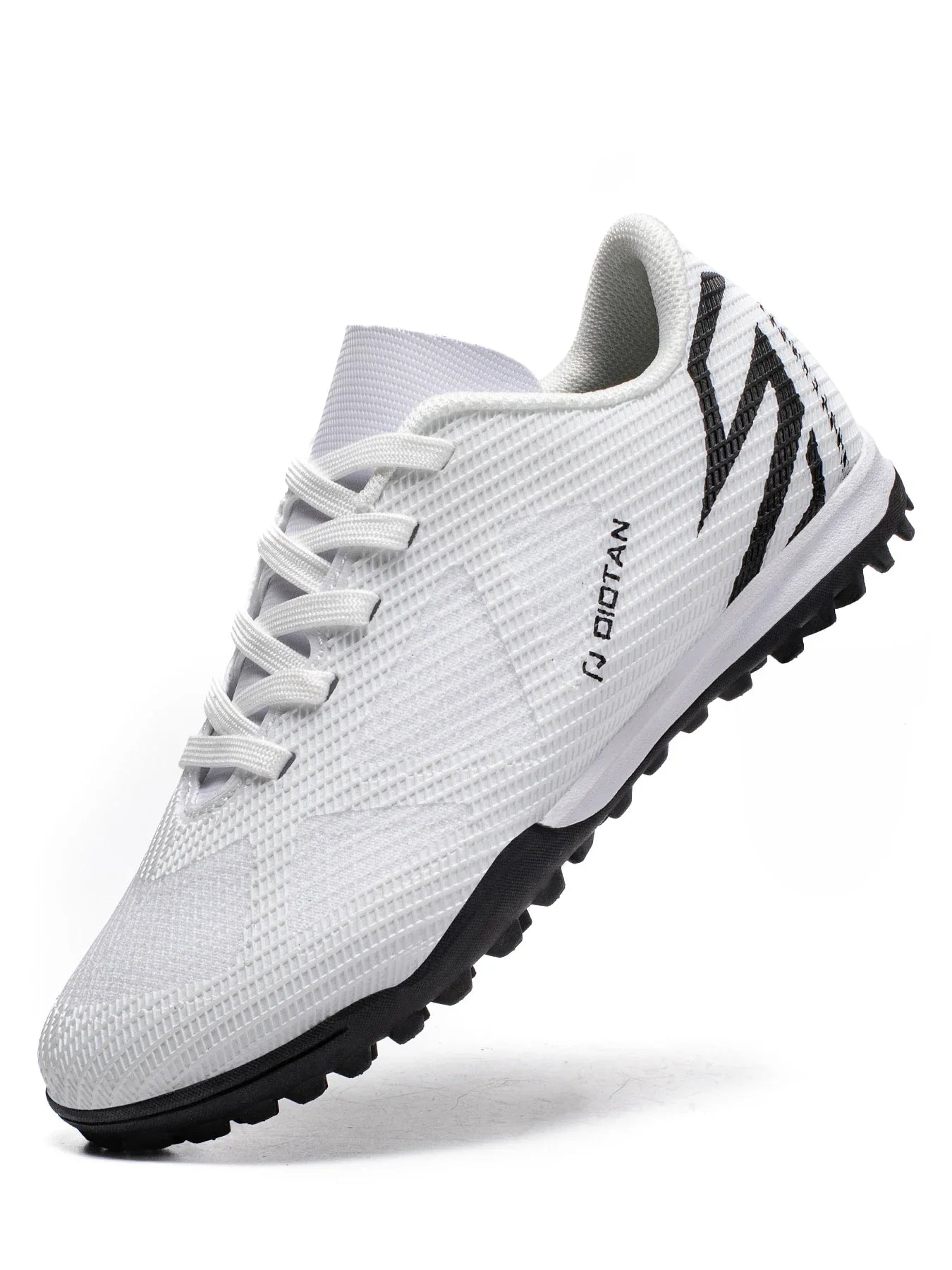 Low-top, soccer shoes, unisex, TF and FG, slip-resistant and wear-resistant, available in 3 colors. Sole spikes Not above ankle