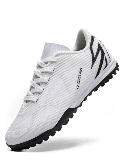 Low-top, soccer shoes, unisex, TF and FG, slip-resistant and wear-resistant, available in 3 colors. Sole spikes Not above ankle