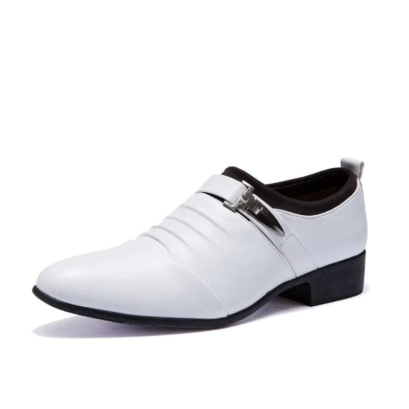 Sapatos Sociais Masculinos Brancos Baratos Bico Fino Slip-On Couro Masculino Tamanhos Grandes 38-48 Sapatos Casuais de Negócios Masculinos zapatos para hombre