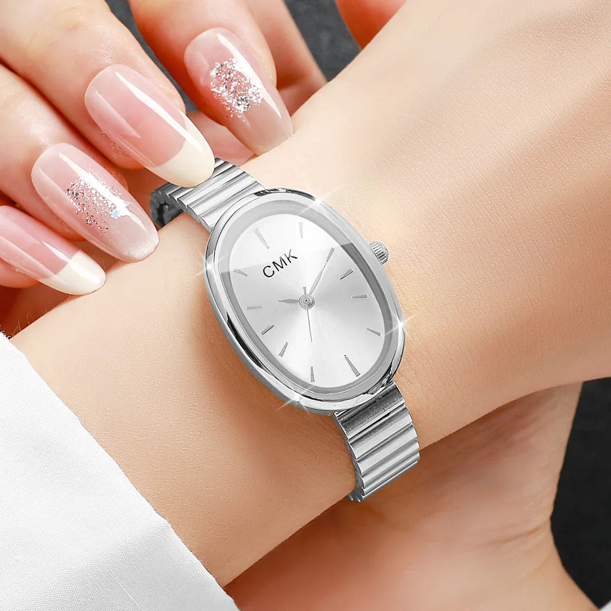 Fashion Oval Dial Women Watches Ultra-thin Strap Analog Quartz Wristwatch Girls Clock Reloj Mujer（Without Box）
