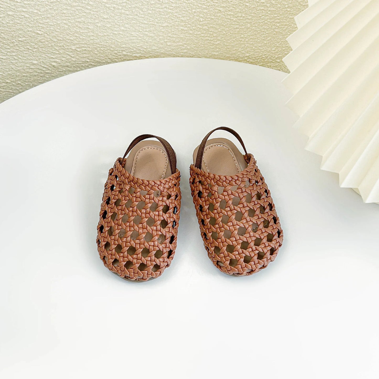 Baby Girls Shoes Braided Sandals for Girls Kids Fashion Hollow Out Leather Shoe Soft Sole Retro Princess Slippers Beach Shoes