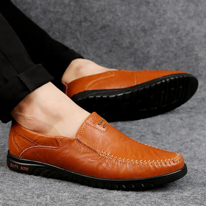 Men's Comfortable Soft-Soled Slip-On Loafers Versatile Casual Business Formal Leather Shoes