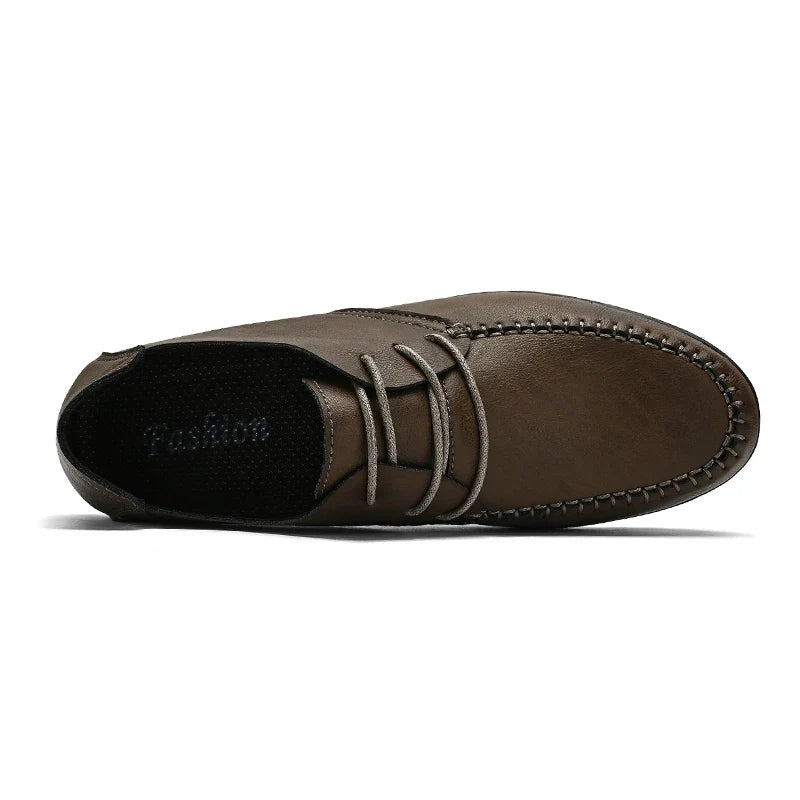 Men's leather shoes soft soles four seasons plus size casual leather shoes fashion trendy youth party Versatile driving shoes