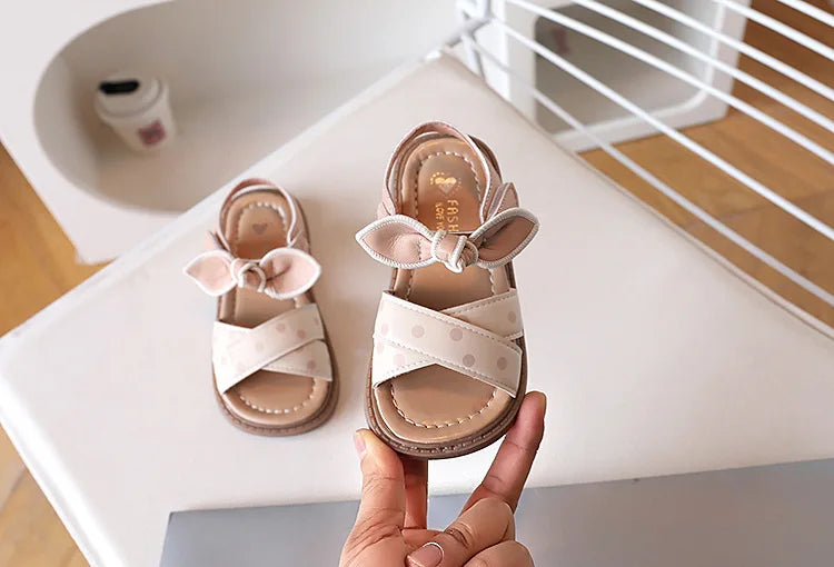 2026 Summer New Girls Soft Bottom Sandals Fashion Retro Hollow Roman Casual Shoes Open-toe Hundreds Of Princess Beach Shoes