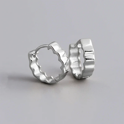 925 Sterling Silver Minimalist Statement Waves Huggies Hoop Earrisngs for Women Fashion French Charms Jewelry Ear Buckle