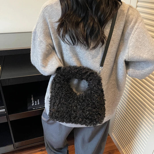 Plush Sweet Shoulder Bags for Women Cute Autumn and Winter 2025 New Versatile Fashion Large Capacity Women's Handbags