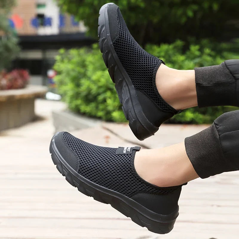 Lightweight Men Casual Shoes Breathable Slip on Male Casual Sneakers Anti-slip Men's Flats Outdoor Walking Shoes Size 38-46