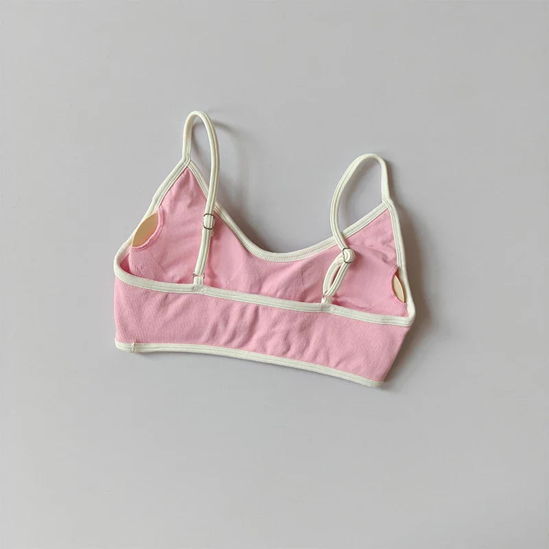 2PCS Yoga Suit Seamless with Chest Pad Tight Sports Bras and High Waist Shorts Outside Wear Running Exercise Fitness Yoga Set