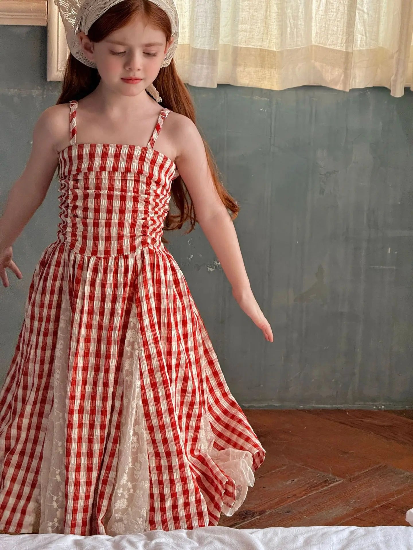 2025 Summer New Children Fairy Long Dress for Girls French Red Checkered Lace Splicing Lace Strap Dress