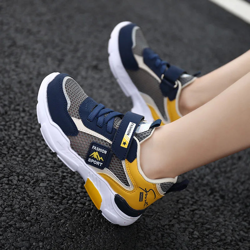 Kids Fashion Mesh Running Shoes Youngsters Teens Casual Walking Students Sneakers Breathable Soft Children Outdoor Sports Tennis