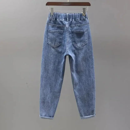 Calça Jeans Feminina de Cintura Alta com Elástico na Cintura