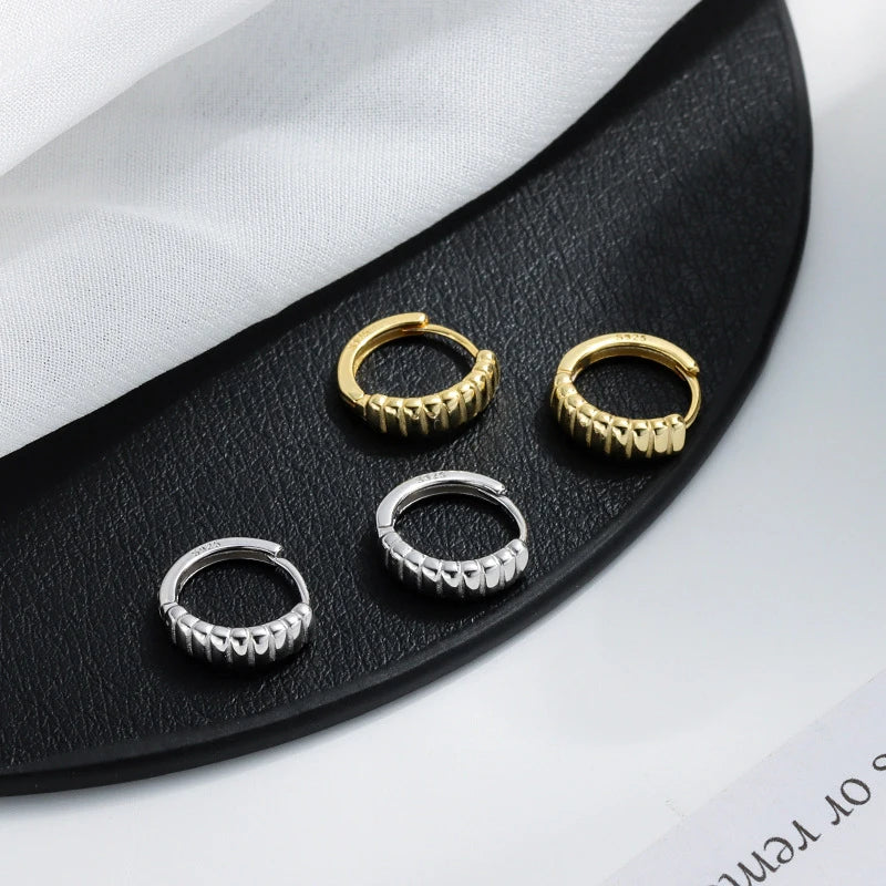 925 Sterling Silver Minimalist Geometry Pleated Huggies Ear Buckle for Women Fashion French Party Hoop Earring Jewelry