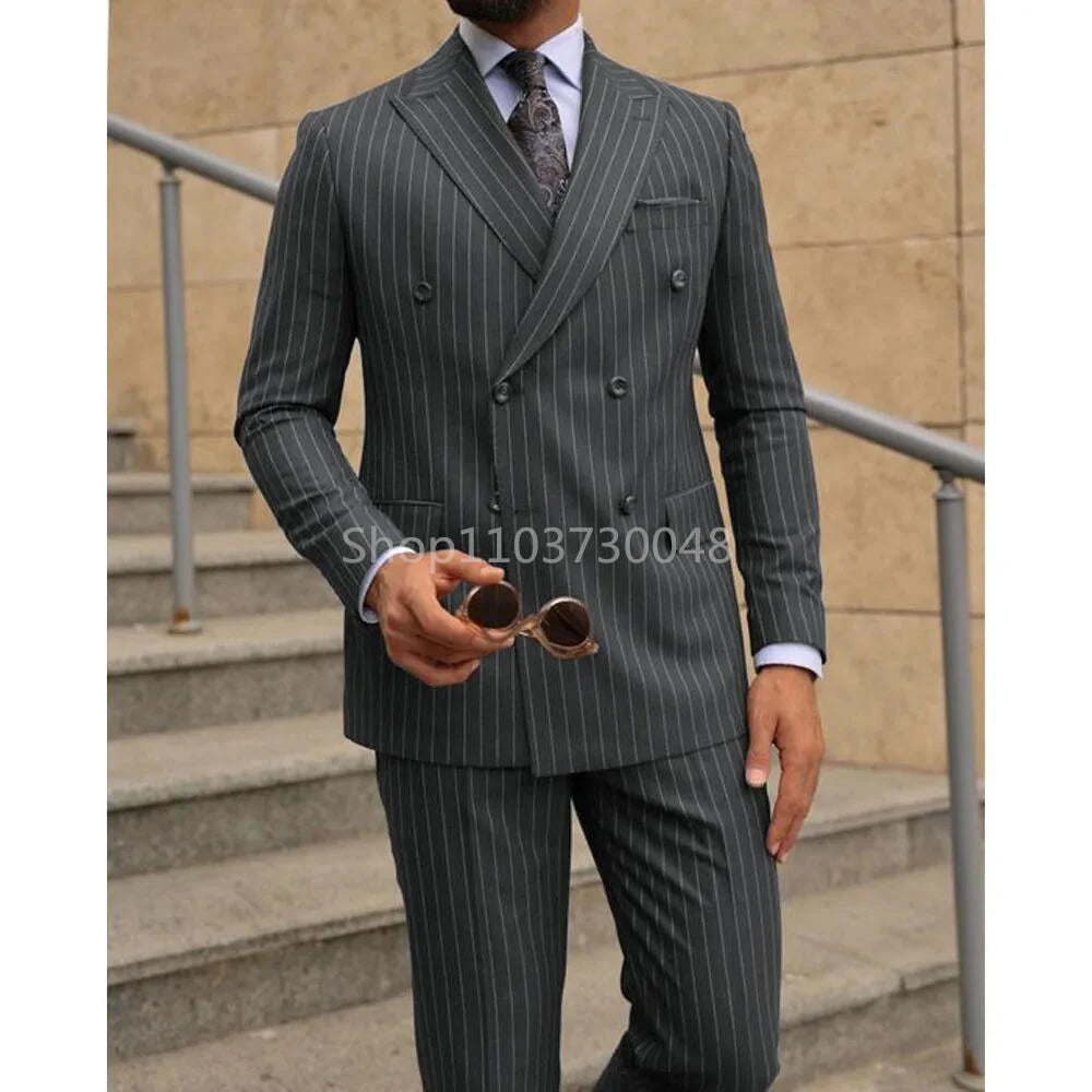 2 Piece Brown Striped Men Suits Slim Fit Peak Lapel Double Breasted Blazer Wedding Groom Tuxedos Business Suits(Jacket+Pants)