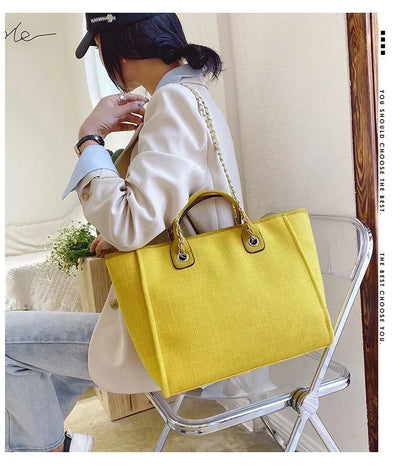 Fashion Make Up Designer Big Women's 2025 New Korean Fashion Casual Large Capacity Shoulder Crossbody Chain Tote Bag