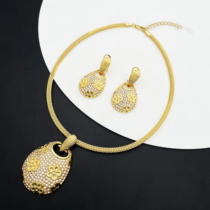 New Necklace And Earrings Set Unique Dubai Fashion Jewelry Nigeria Bride Wedding Party Gift