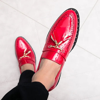 Luxury Red Patent Men Formal Shoes Leather Designer Tassels Mens Oxford Shose Fashion Wedding Men Dress Shoes sapato social