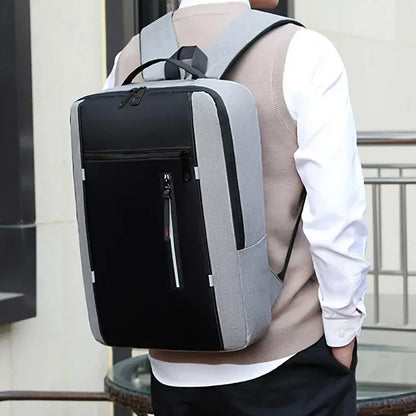 Neutral style schoolbag for men and women, suitable for business and industrial use, also suitable as a travel backpack.