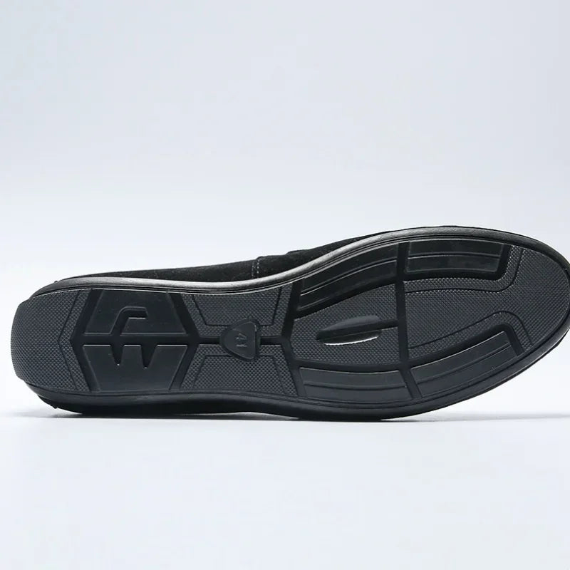 Fashion Suede Men Casual Shoes  Breathable Comfort Slip-on Mens Driving Shoes Luxury Brand Men Loafers Mens Lazy Shoes Moccasin
