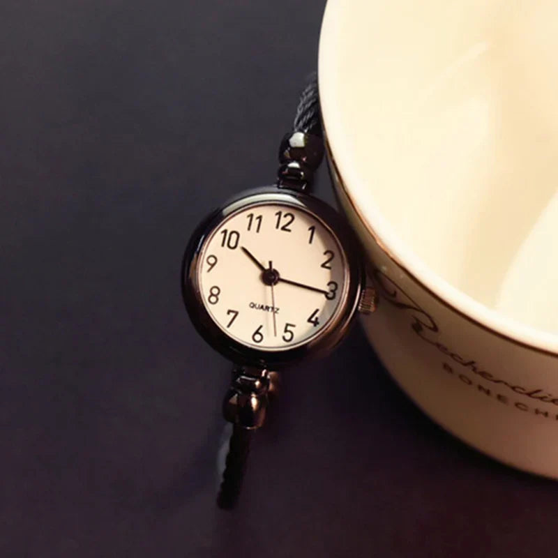 Women Watches Small Gold Bangle Bracelet Watch Stainless Steel Retro Ladies Quartz Wristwatch Clock Fashion Dress Watch