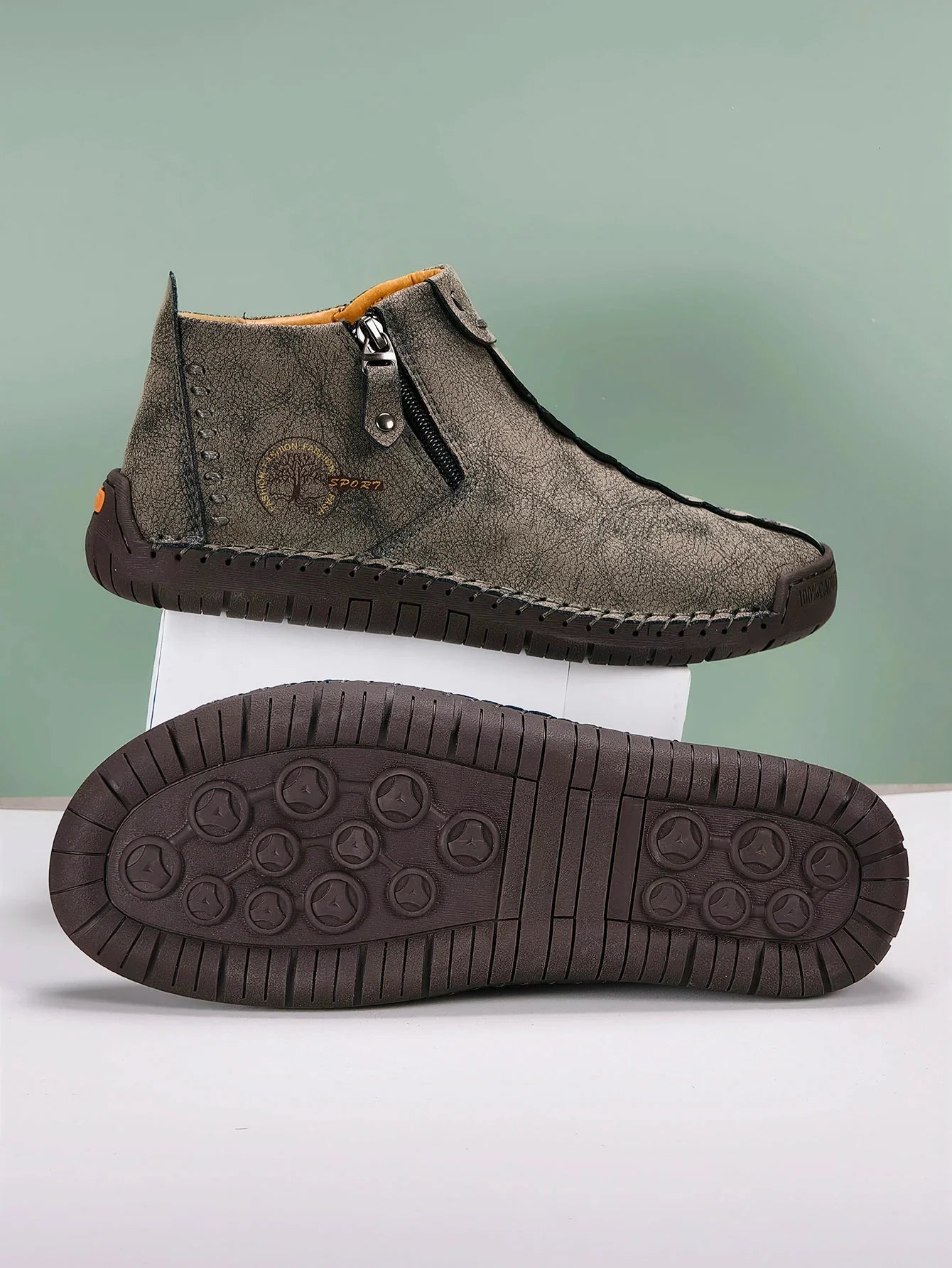 New Classic Handmade Leather Men Shoes Zipper Design Outdoor Sneakers Slip On Breathable Casual Shoes Leather Men Ankle Boots