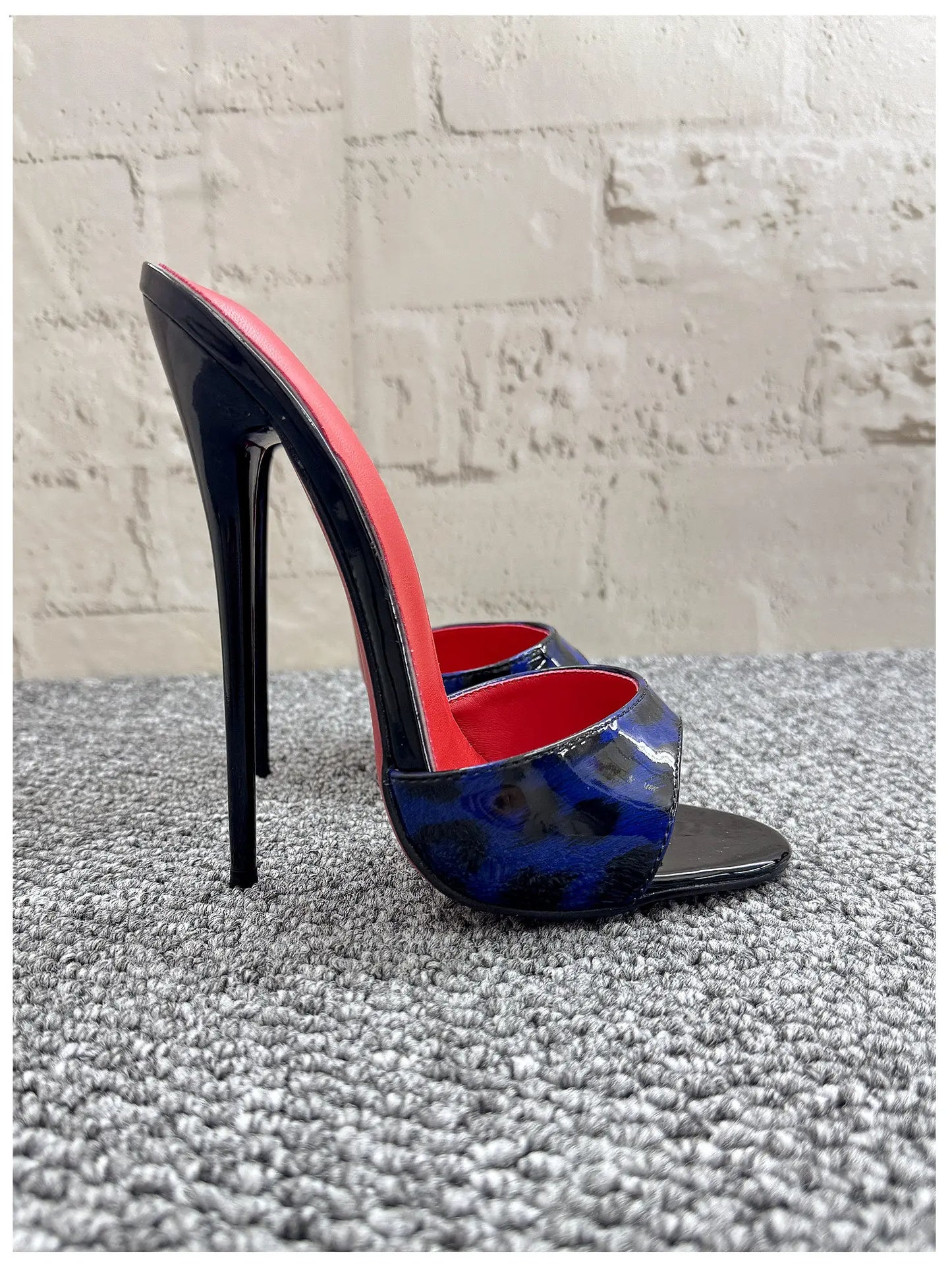 New 12cm fashionable high-heeled patent leather leopard print slippers with sexy open toed sandals, reversed size, 33-46